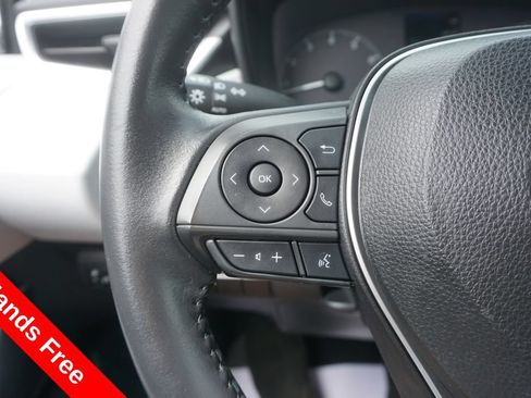 Used 2023 Toyota Corolla SE FWD image 4