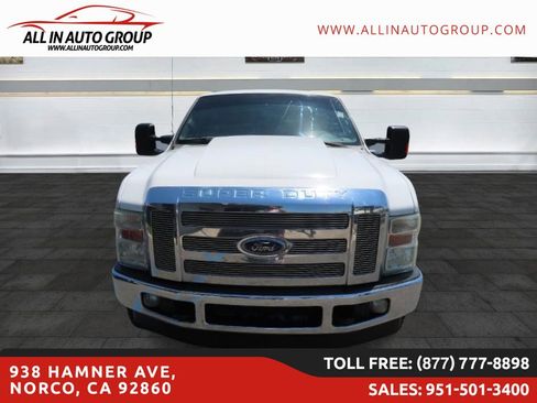 Used 2009 Ford F250 Lariat image 2