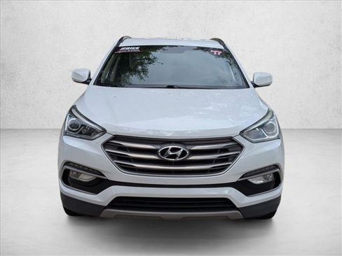 Used 2017 Hyundai Santa Fe Sport FWD image 2