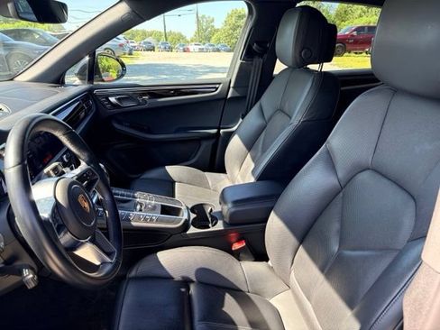 Used 2020 Porsche Macan S AWD/4WD image 7