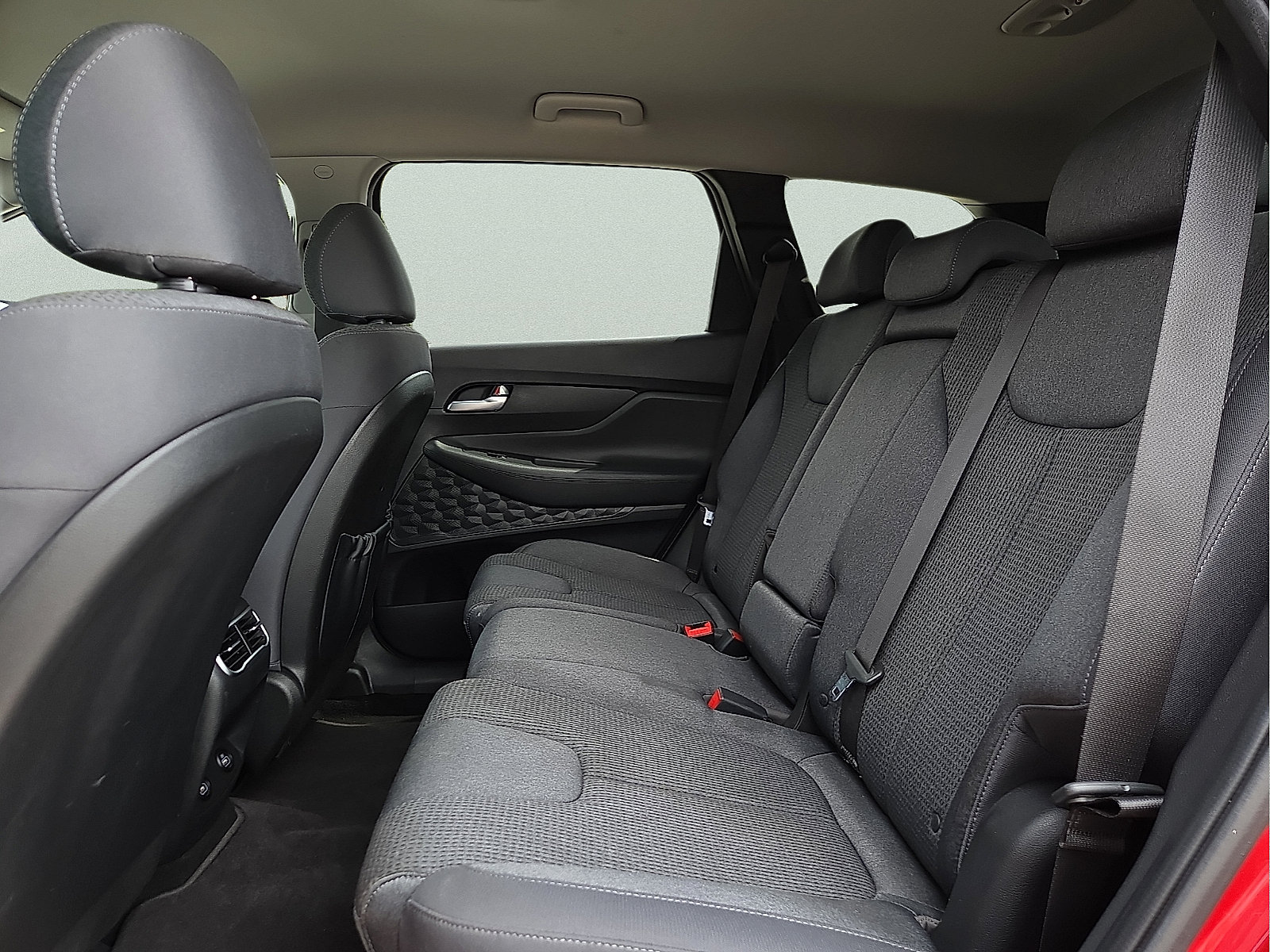 Used 2023 Hyundai Santa Fe SEL AWD/4WD image 10