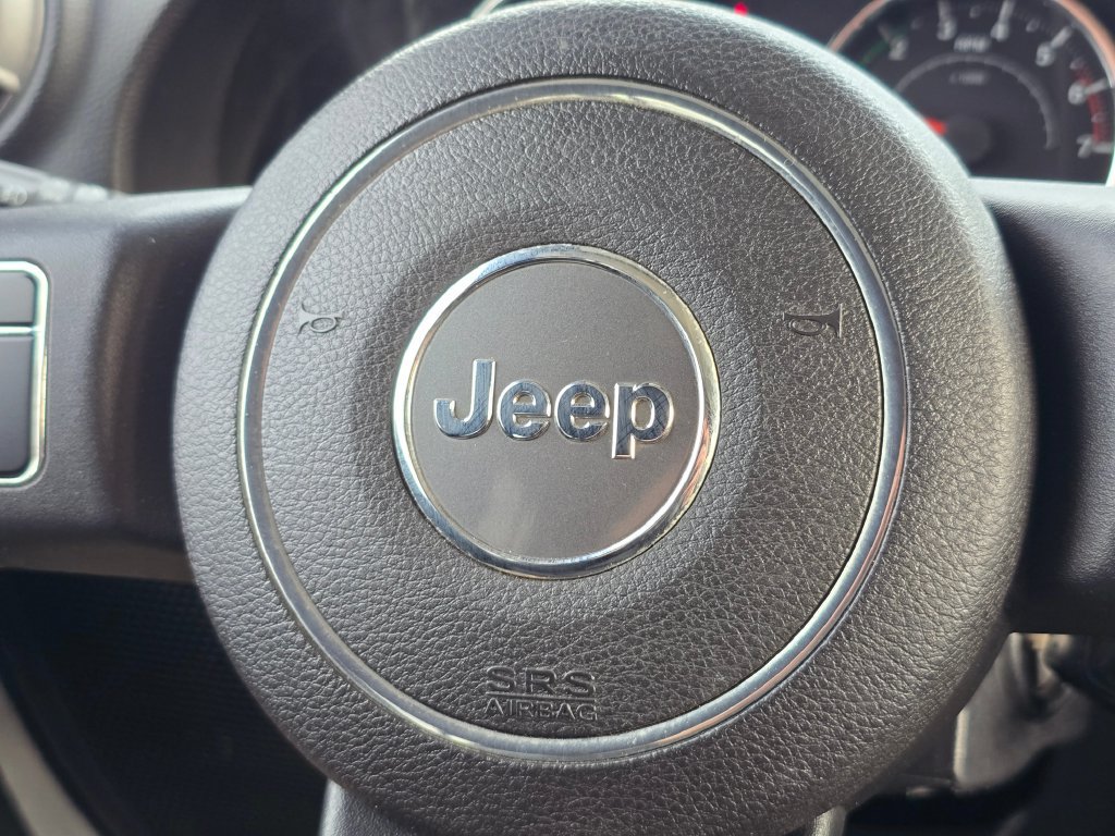 Used 2011 Jeep Wrangler Unlimited Sport AWD/4WD image 30