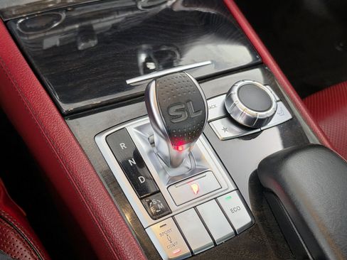 Used 2013 Mercedes-Benz SL 550 image 18