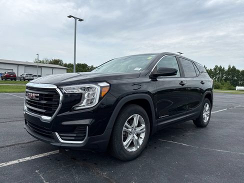 Used 2022 GMC Terrain SLE FWD image 7