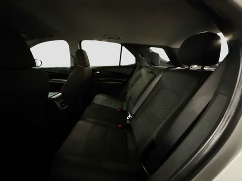 Used 2022 Chevrolet Equinox LT image 24