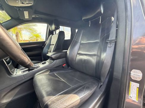Used 2019 Jeep Grand Cherokee Limited w/ Luxury Group II AWD/4WD image 13