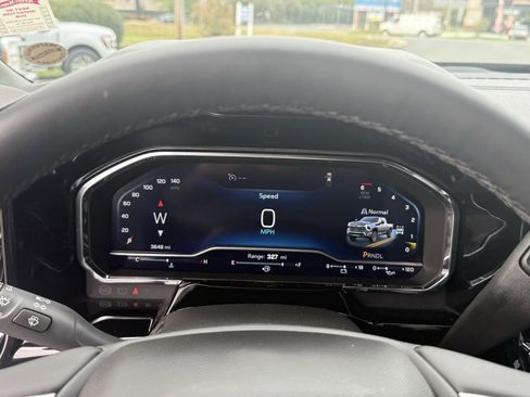 Used 2025 Chevrolet Silverado 2500 LT w/ Z71 Chrome Sport Edition image 20