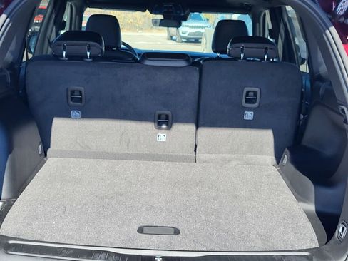 New 2026 Jeep Grand Cherokee Altitude AWD/4WD image 28