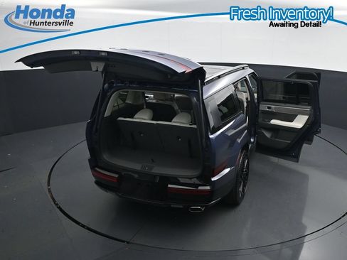 Used 2025 Hyundai Santa Fe Calligraphy FWD image 40