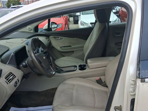 Used 2013 Chevrolet Volt Premium w/ Premium Trim Package FWD image 14