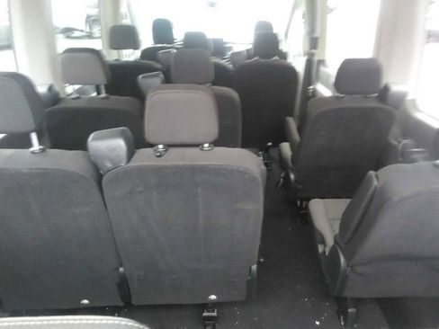 Used 2024 Ford Transit 350 XLT RWD image 26