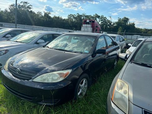 Used 2003 Toyota Camry LE FWD image 2