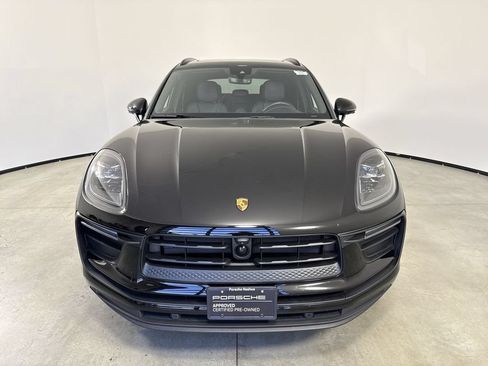 Certified 2026 Porsche Macan AWD/4WD image 10