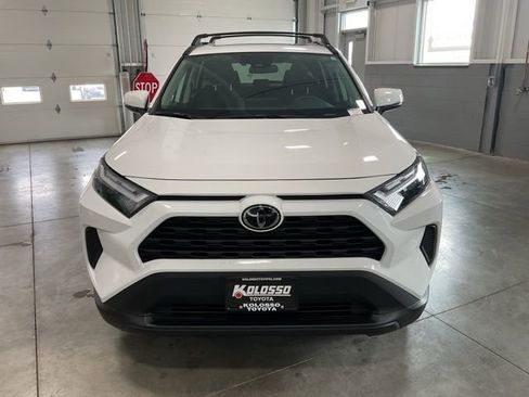 Used 2023 Toyota RAV4 XLE w/ Convenience Package image 2