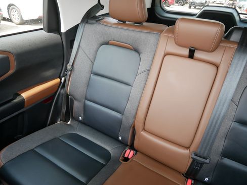 Certified 2023 Ford Bronco Sport Outer Banks AWD/4WD image 12
