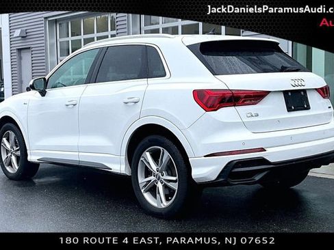 Used 2019 Audi Q3 2.0T Premium Plus w/ Premium Plus Package AWD/4WD image 10