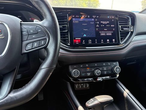 Used 2024 Dodge Durango GT RWD image 23
