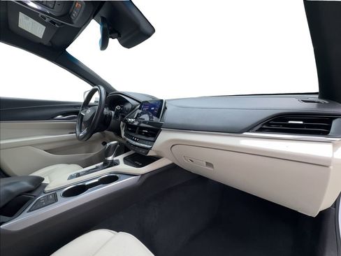 Used 2021 Cadillac CT4 Premium Luxury RWD image 32