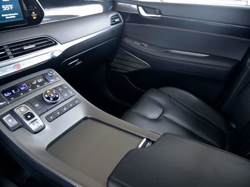 Used 2021 Hyundai Palisade Limited image 27