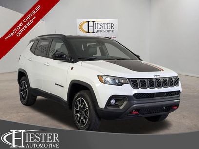Used 2025 Jeep Compass Trailhawk
