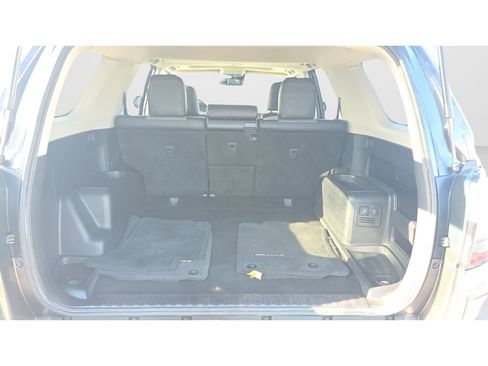 Used 2023 Toyota 4Runner SR5 Premium w/ Moonroof Package AWD/4WD image 9
