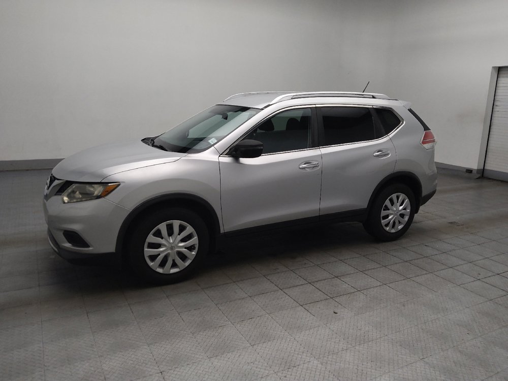 Used 2016 Nissan Rogue S w/ Appearance Package FWD image 2