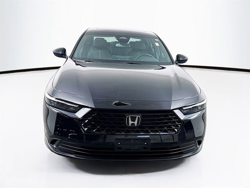 Used 2024 Honda Accord Sport image 2