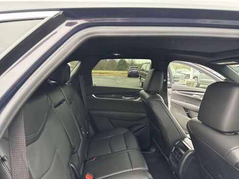 Used 2025 Cadillac XT5 Premium Luxury image 34