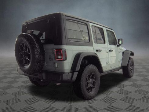Used 2024 Jeep Wrangler Unlimited AWD/4WD image 2