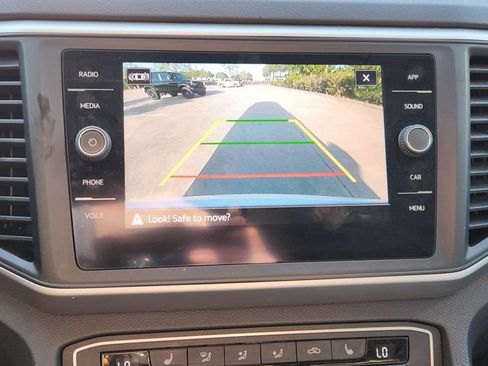 Used 2021 Volkswagen Atlas SE w/ Panoramic Sunroof Package image 15