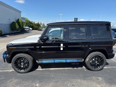 New 2026 Mercedes-Benz G 63 AMG 4MATIC image 2