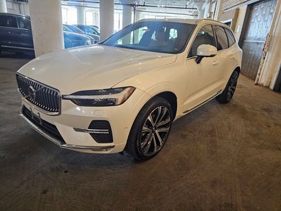 Certified 2023 Volvo XC60 B5 Ultimate w/ Climate Package