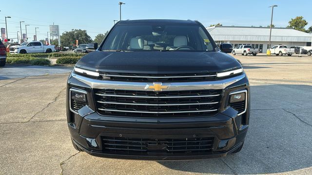 New 2026 Chevrolet Traverse High Country FWD image 2