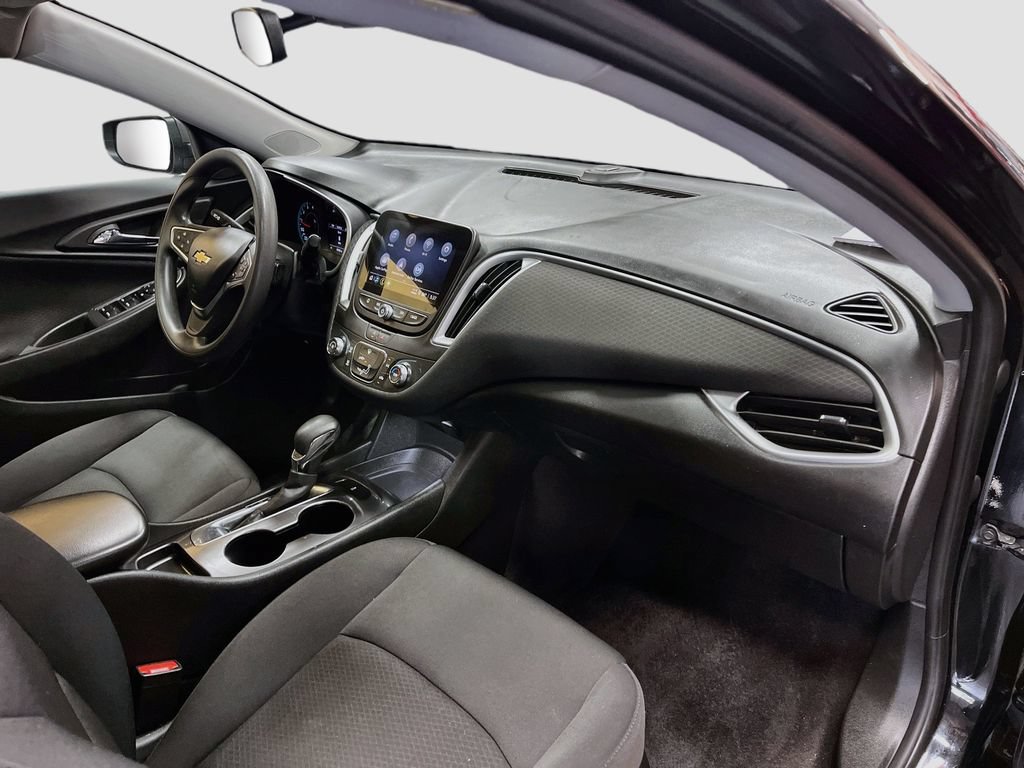 Used 2022 Chevrolet Malibu LS FWD image 27