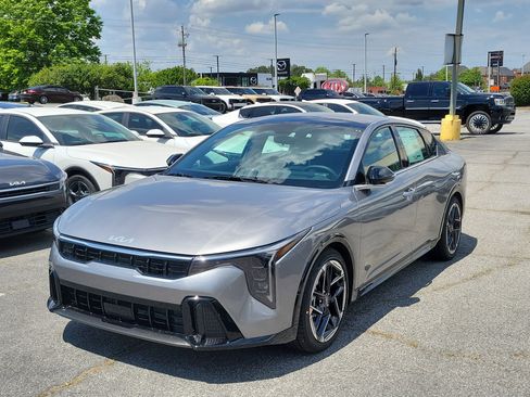 New 2026 Kia K4 GT-Line FWD image 3