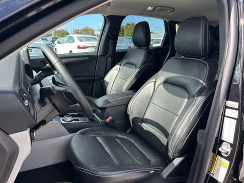 Used 2023 Ford Escape SE FWD image 18