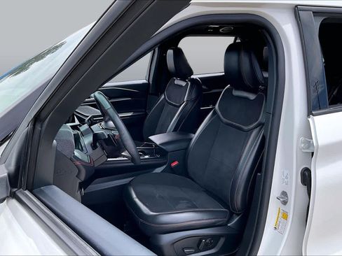 Used 2025 Ford Explorer ST w/ Sun And Sound Package RWD image 8