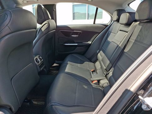 Used 2023 Mercedes-Benz C 300 4MATIC Sedan image 11