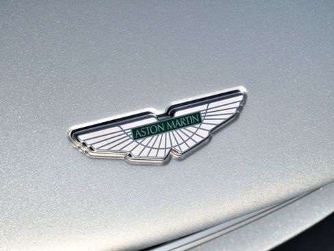 Used 2018 Aston Martin DB11 V12 image 13