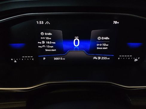 Used 2024 Volkswagen Jetta SE w/ Panoramic Sunroof Package FWD image 23