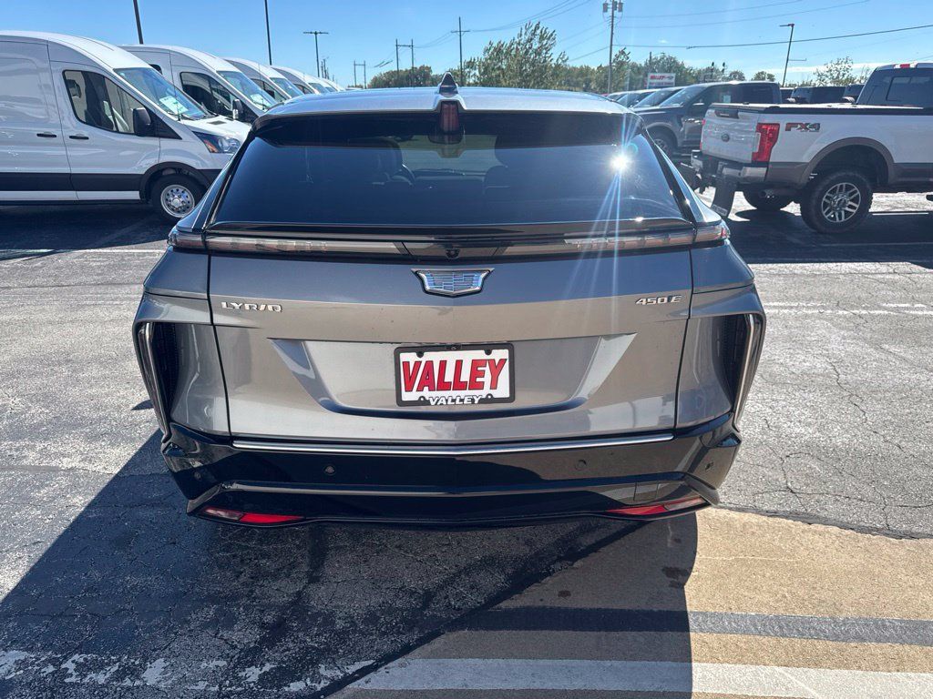 Used 2023 Cadillac Lyriq 2WD image 5