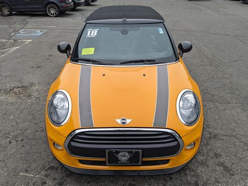 Used 2018 MINI Cooper Convertible image 3