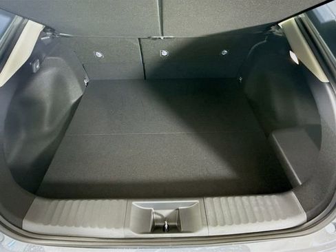 New 2026 Toyota Prius Plug-In Hybrid FWD image 25