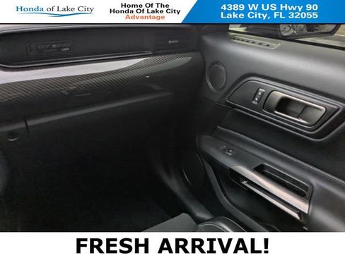 Used 2020 Ford Mustang Shelby GT500 w/ Technology Package image 15