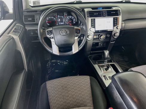 Used 2021 Toyota 4Runner SR5 AWD/4WD image 20