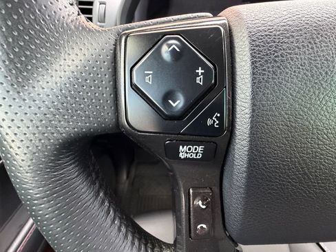Used 2021 Toyota 4Runner TRD Off-Road Premium w/ Moonroof Package AWD/4WD image 22