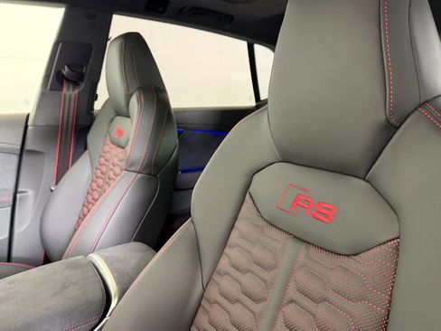 New 2026 Audi RS Q8 performance image 15