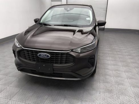 Used 2023 Ford Escape Active w/ Tech Pack #1 AWD/4WD image 15