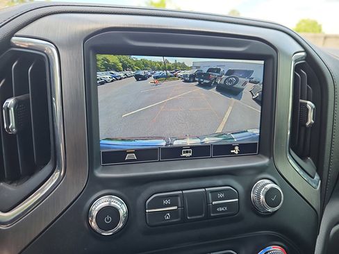 Used 2021 GMC Sierra 1500 Denali w/ Driver Alert Package II AWD/4WD image 25