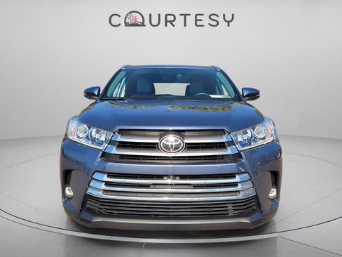 Certified 2019 Toyota Highlander Limited image 8
